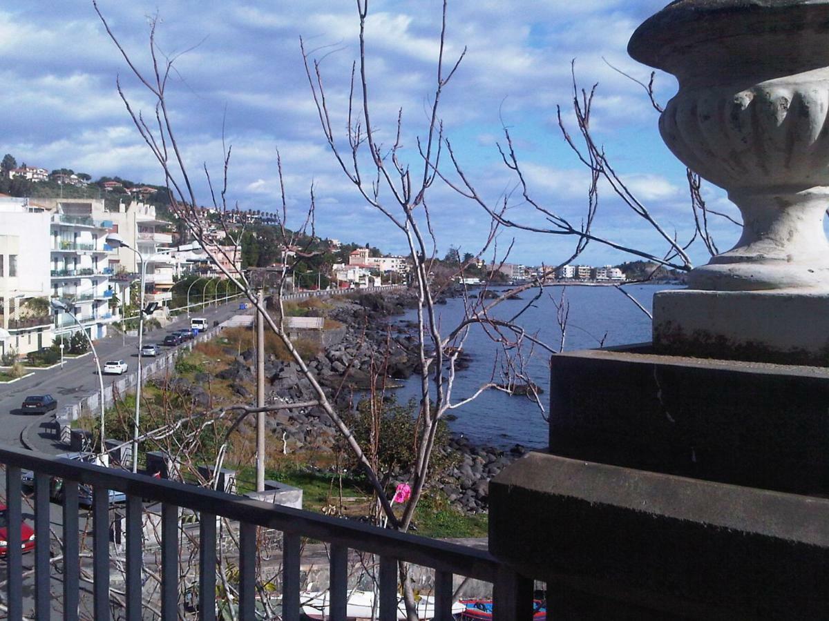 شقة La Terrazza Dei Normanni آتْشّي كاستيلّو المظهر الخارجي الصورة